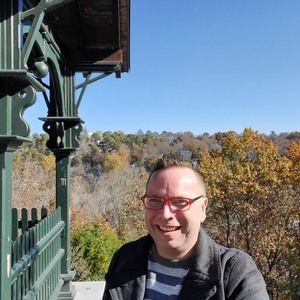 Meet your Posher, Brian